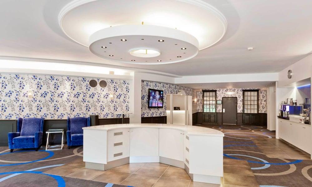 Thon Hotel Linne Осло Екстериор снимка